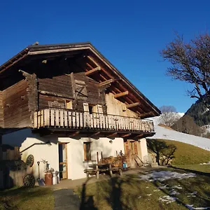  Maison d'hôtes Aux Fermes De La Croix, Maison D'hotes,